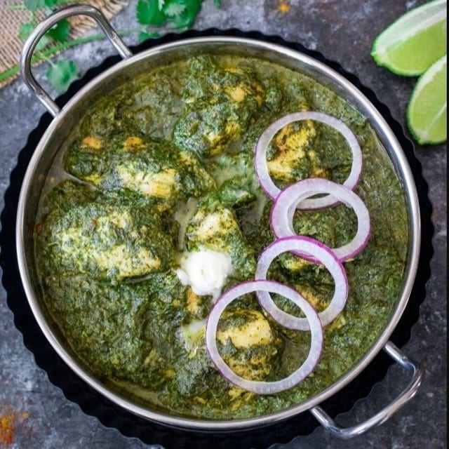 Saag murgh.